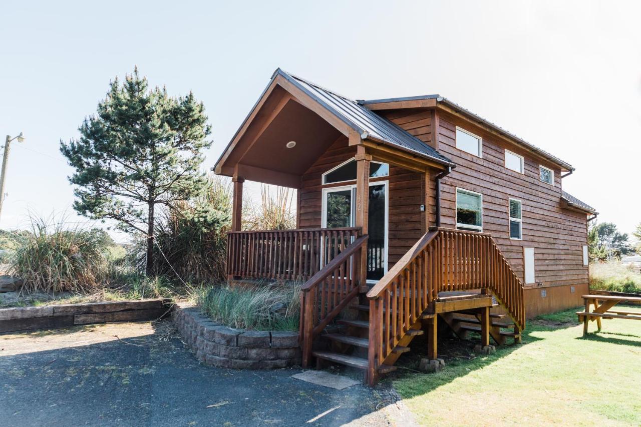 Hart'S Camp Airstream Hotel & Rv Park Pacific City Exterior photo