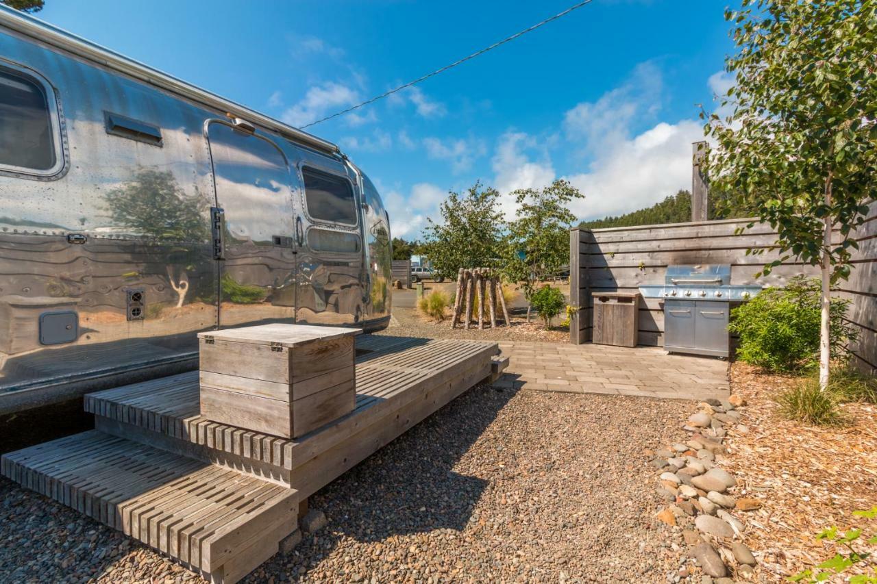 Hart'S Camp Airstream Hotel & Rv Park Pacific City Exterior photo